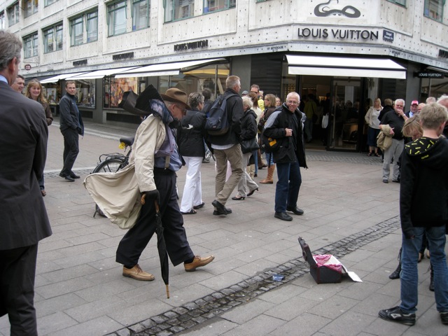 Loading Image